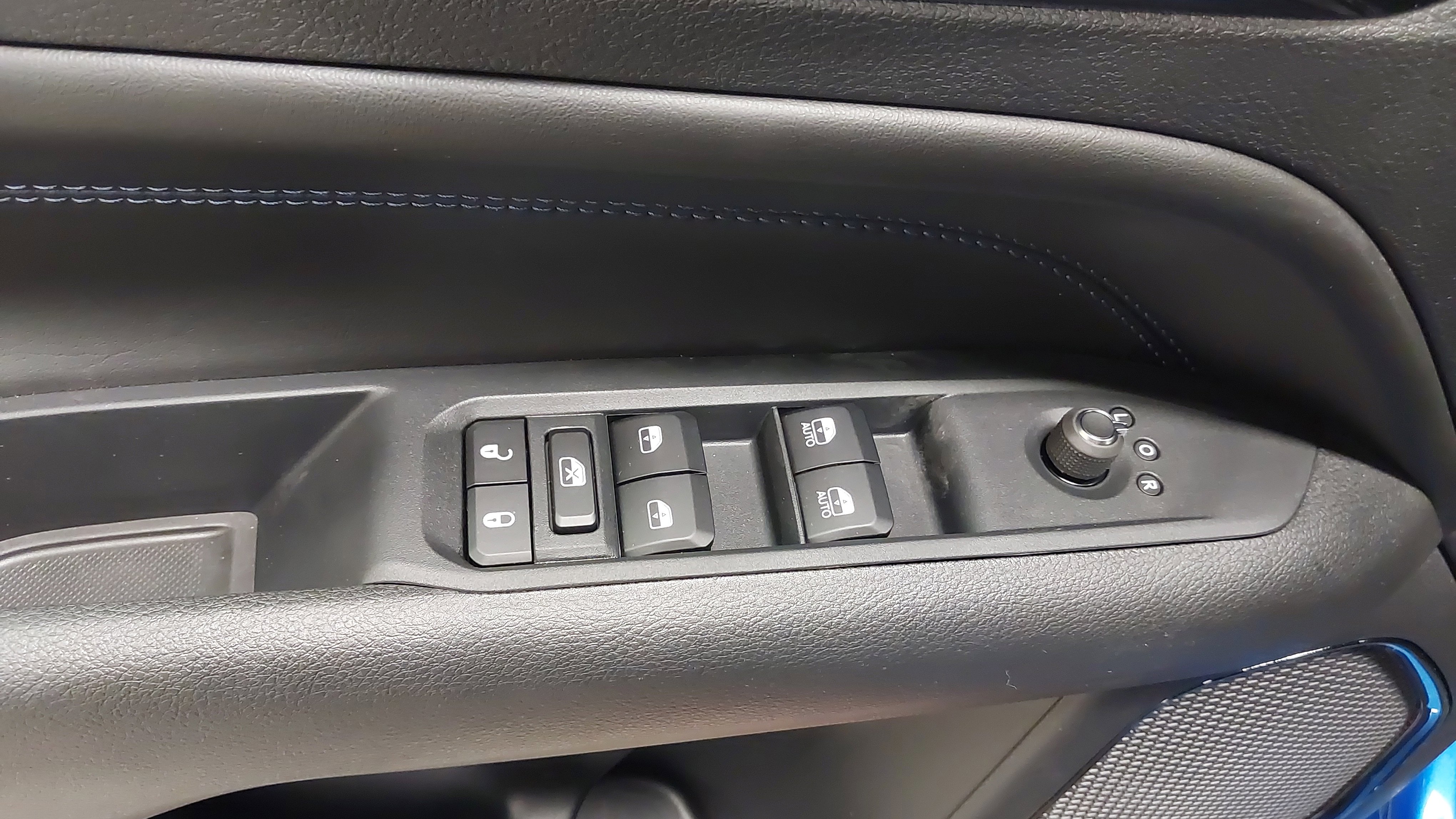 New 2026 Jeep Compass Latitude image 25