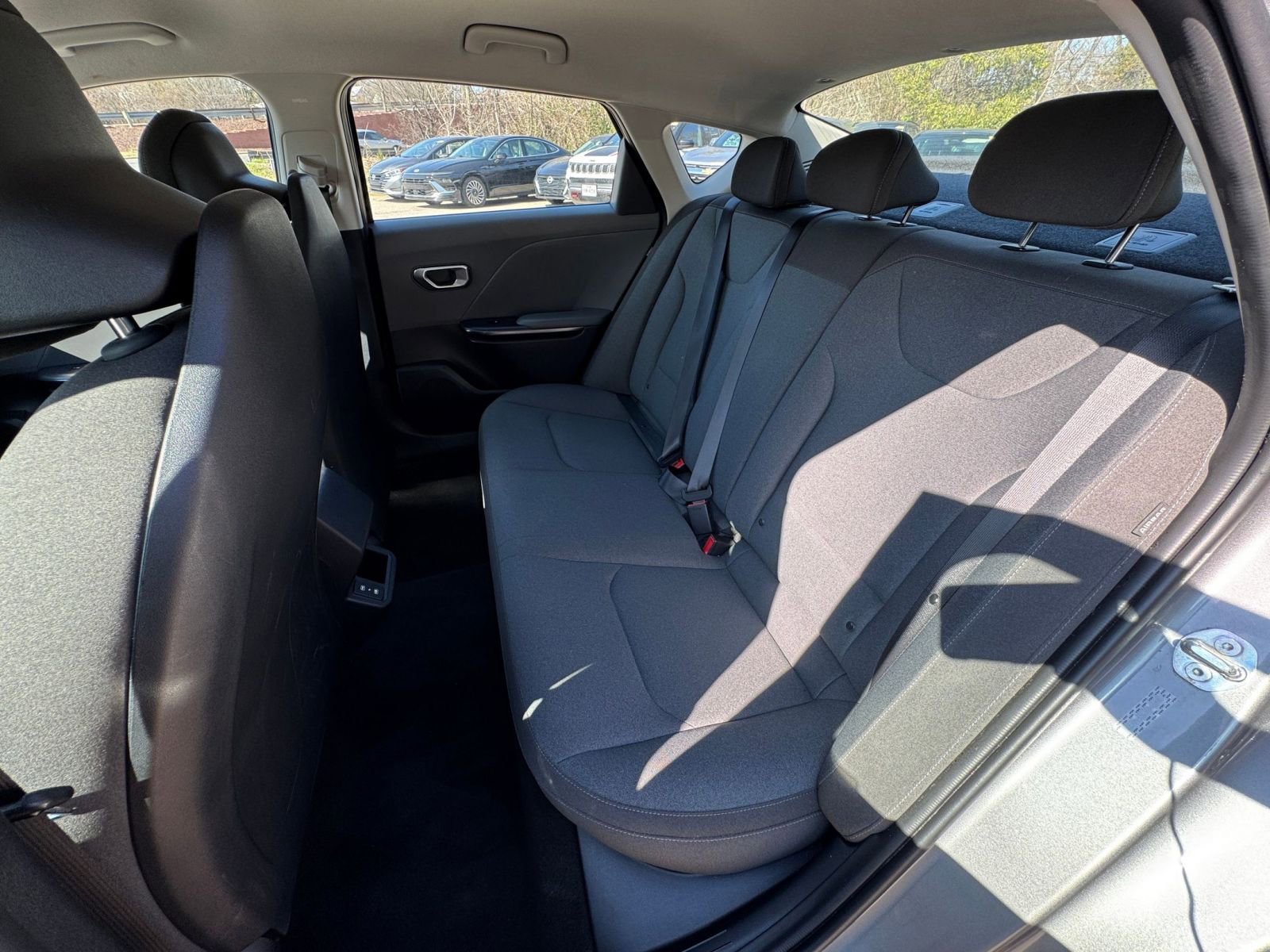 Used 2025 Kia K4 LXS image 34