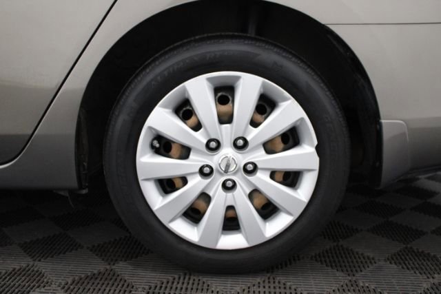 Used 2015 Nissan Sentra SV FWD image 9