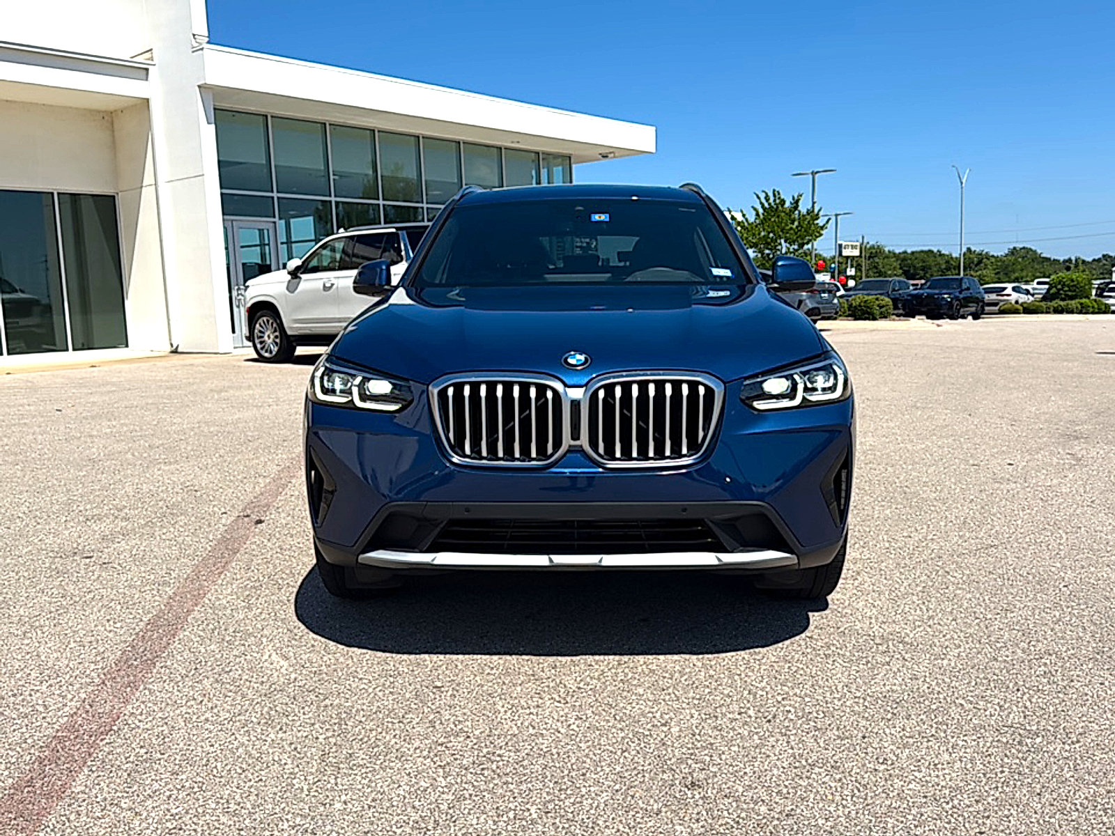 Used 2024 BMW X3 sDrive30i w/ Premium Package RWD image 2