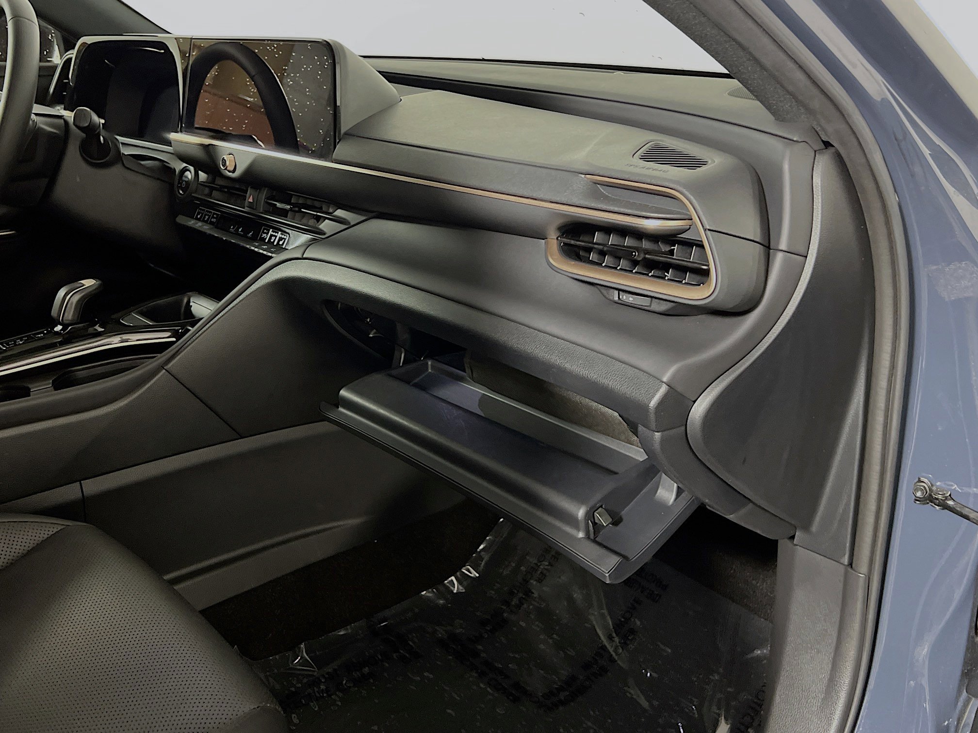 Used 2025 Toyota Crown XLE image 35