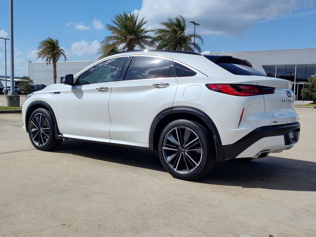 Used 2025 INFINITI QX55 Essential w/ Cargo Package image 6