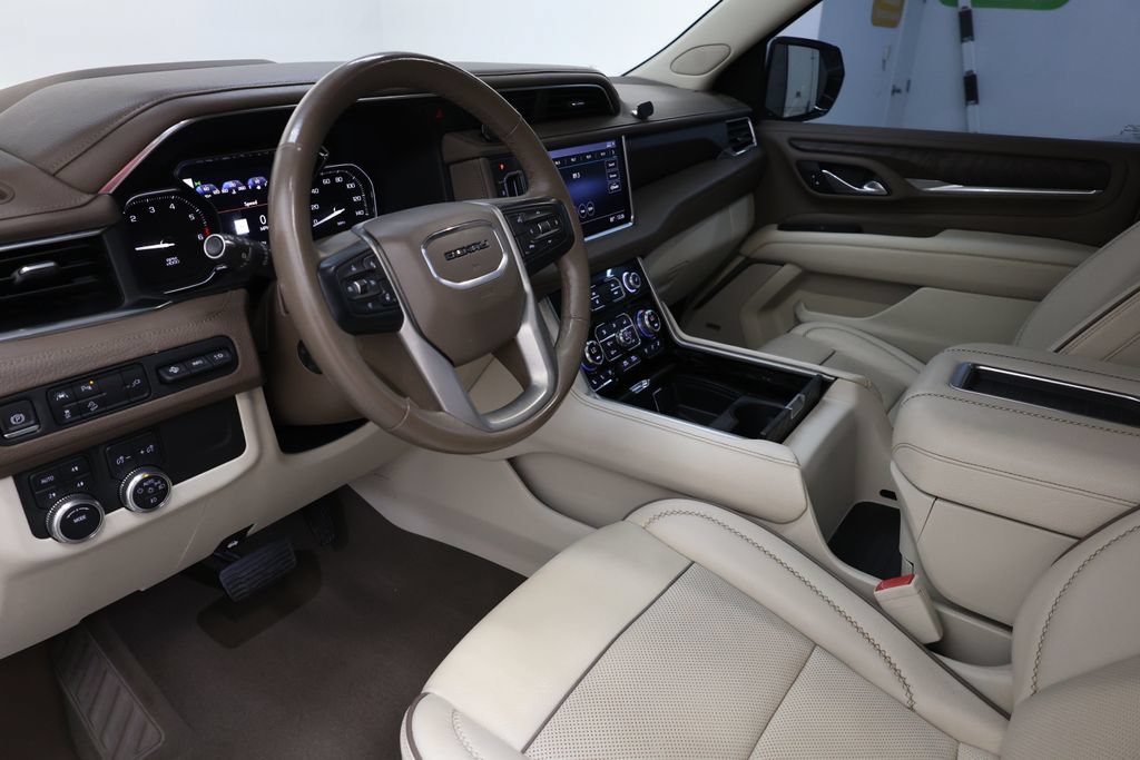 Used 2021 GMC Yukon Denali w/ LPO, Illumination Package AWD/4WD image 73