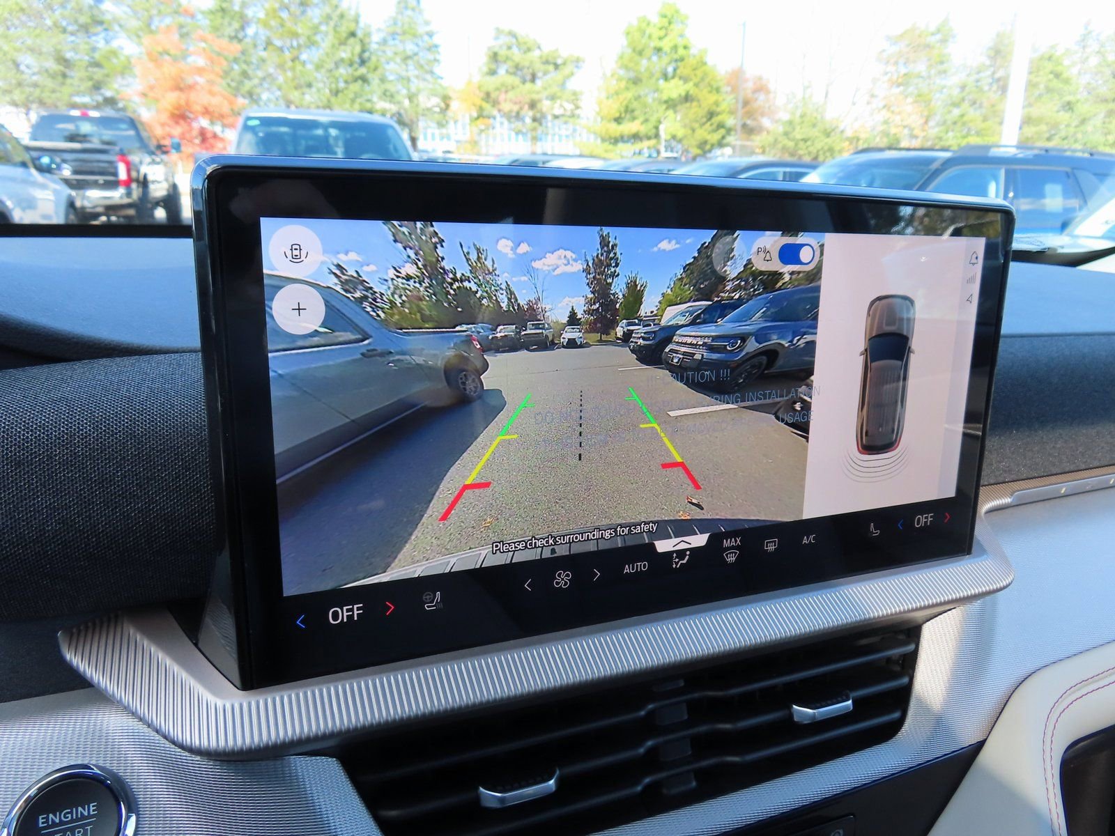 New 2026 Ford Explorer Active w/ Active Comfort Package image 12