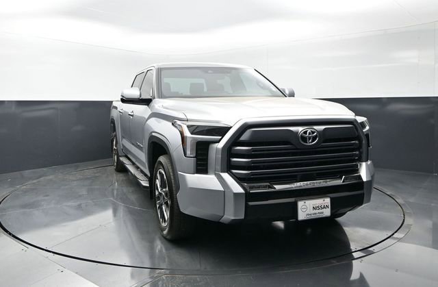 Used 2026 Toyota Tundra Limited w/ Power Package AWD/4WD image 5