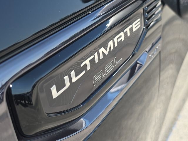 Used 2025 GMC Sierra 1500 Denali Ultimate image 9