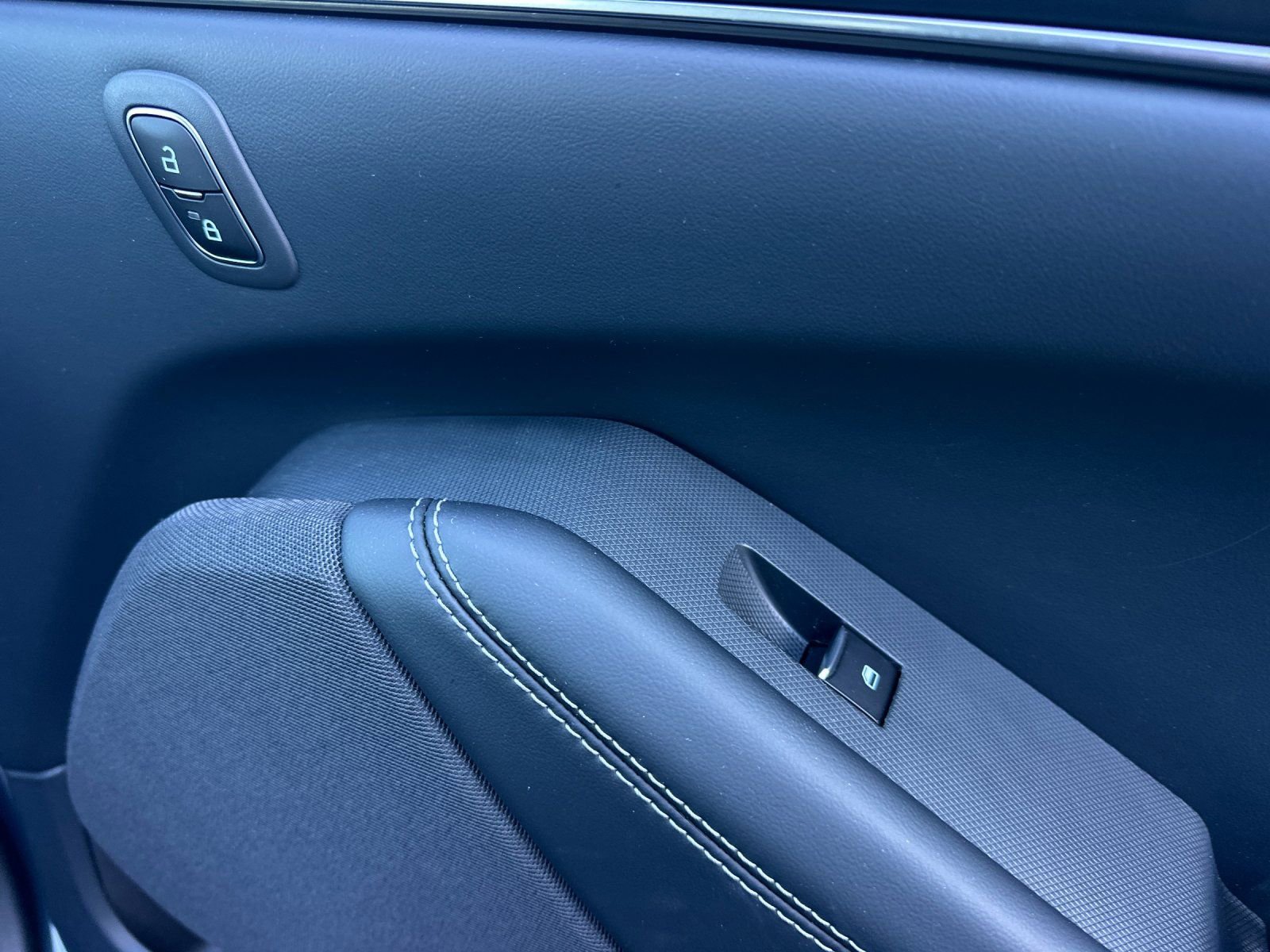 Used 2024 Ford Mustang Mach-E Select w/ Comfort Package Lite image 19