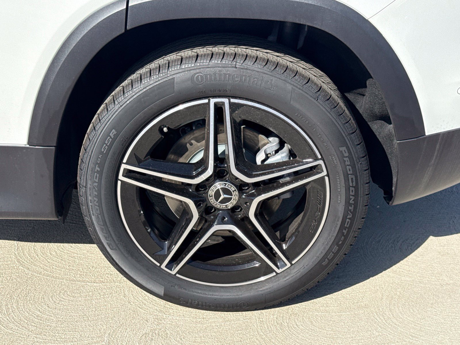 New 2026 Mercedes-Benz GLB 250 4MATIC image 14