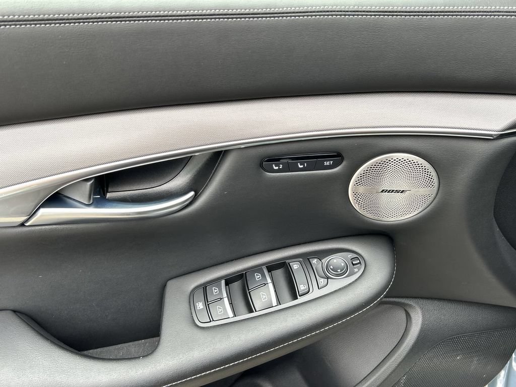 Certified 2023 INFINITI QX50 Luxe AWD/4WD image 16