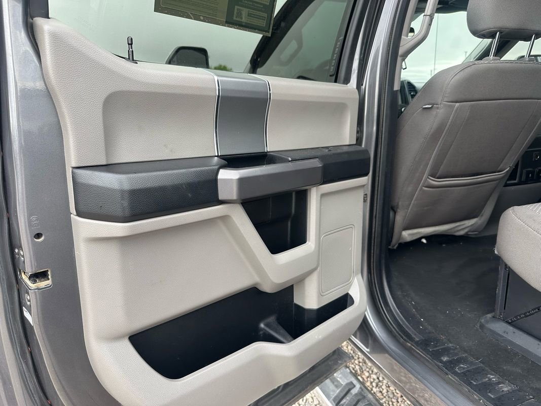 Used 2021 Ford F250 XLT w/ XLT Premium Package AWD/4WD image 28