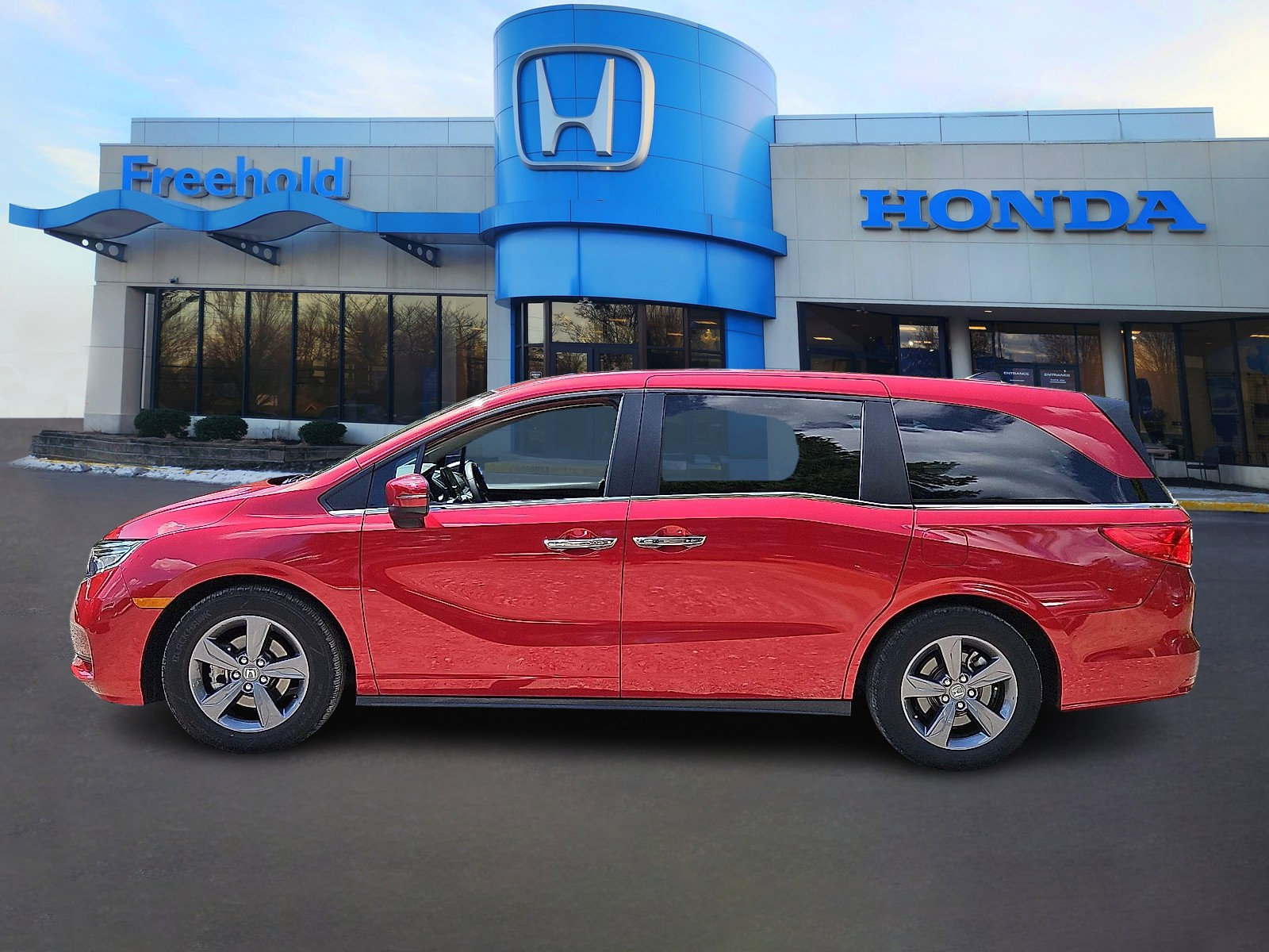 Certified 2023 Honda Odyssey EX image 4