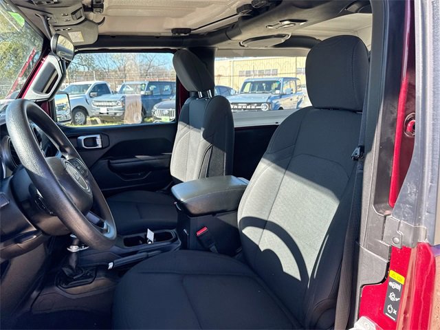 Used 2021 Jeep Wrangler Sport image 17