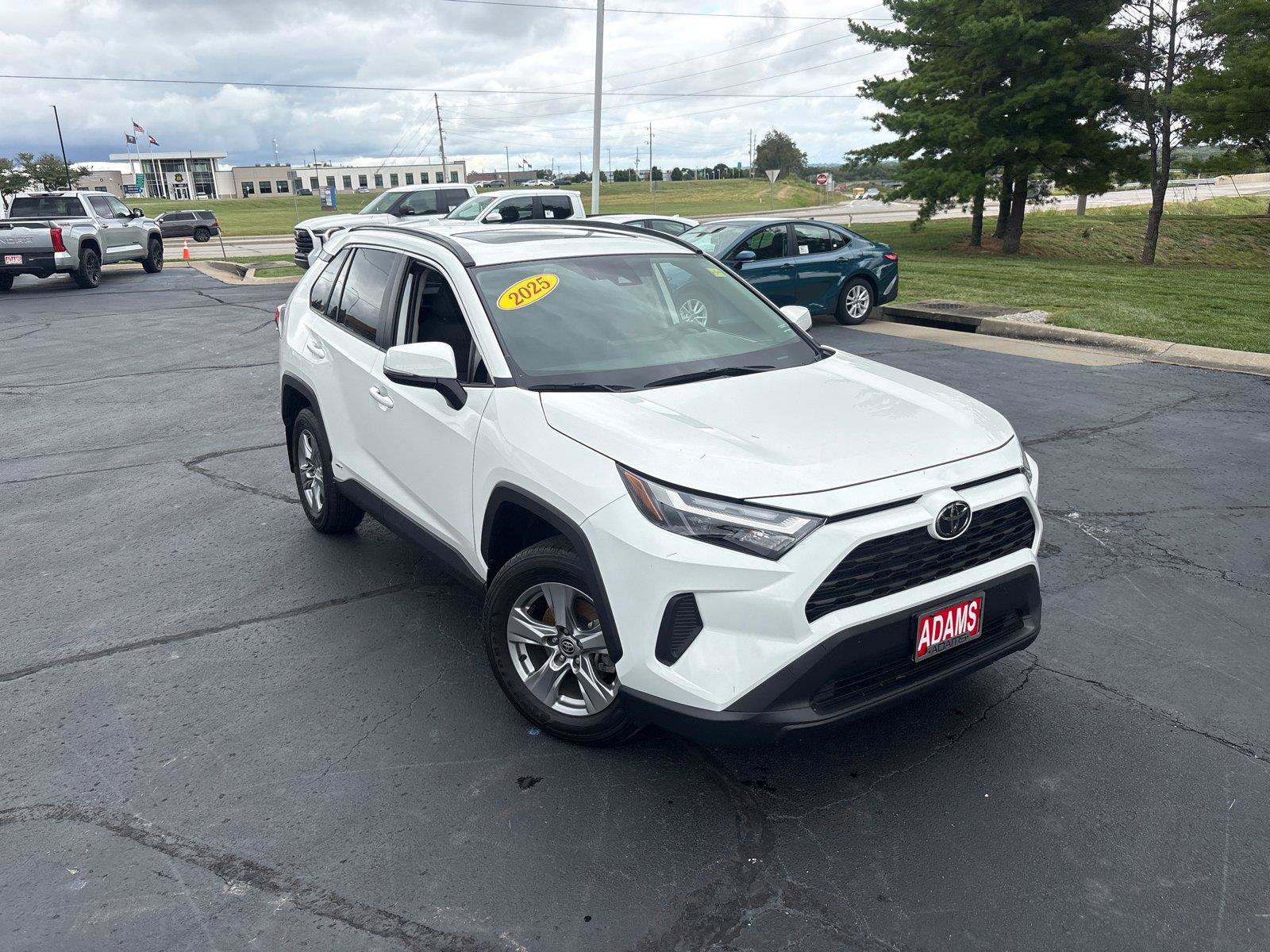 Certified 2025 Toyota RAV4 XLE w/ Convenience Package AWD/4WD image 3