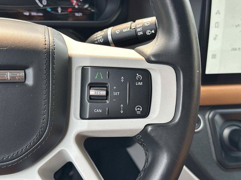 Used 2023 Land Rover Defender 130 First Edition AWD/4WD image 22