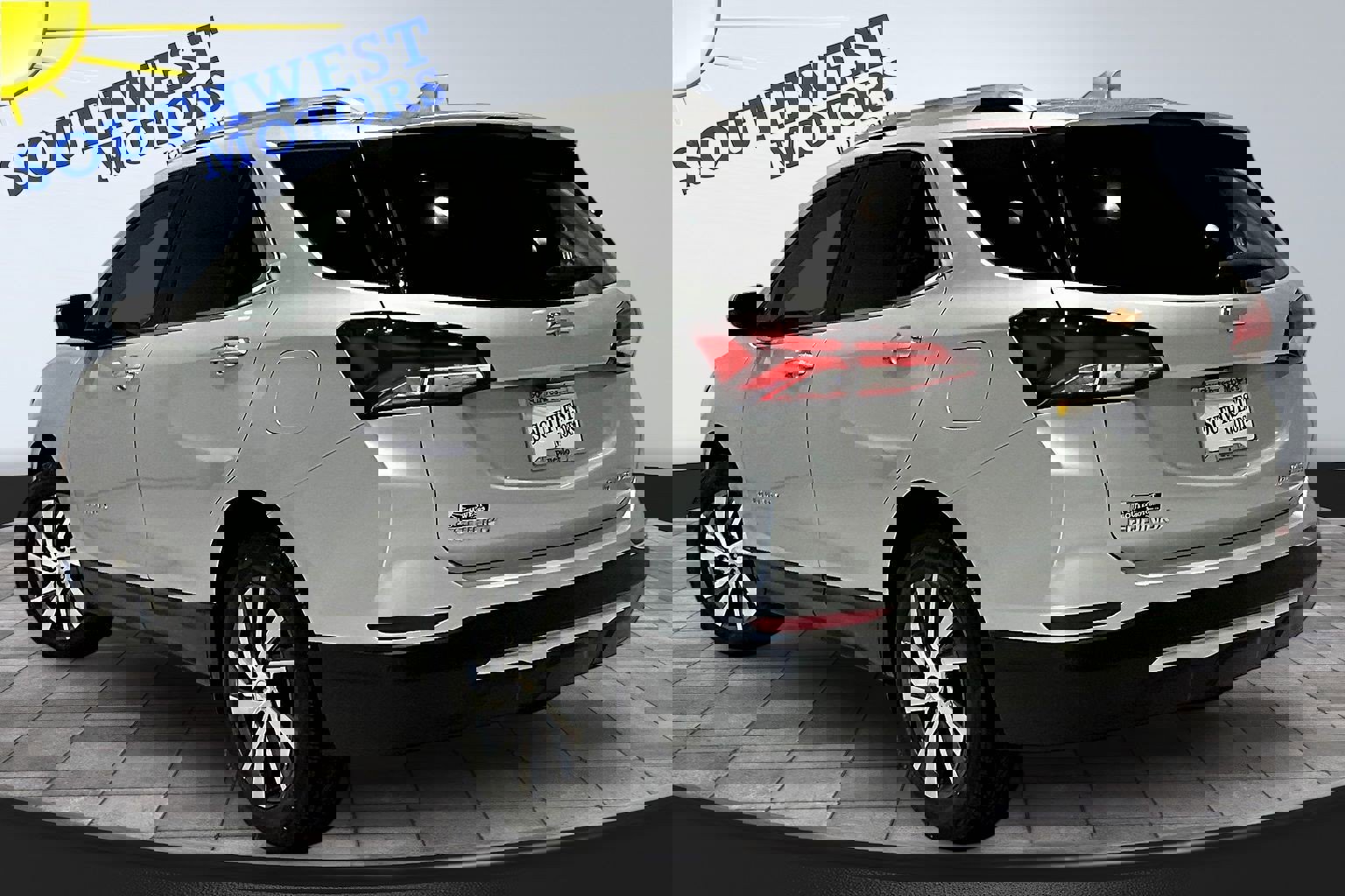 Used 2022 Chevrolet Equinox Premier image 4