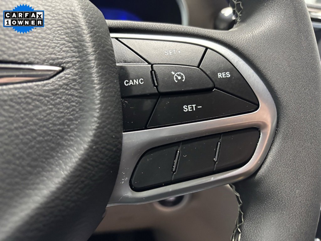 Used 2022 Chrysler Voyager LX image 18