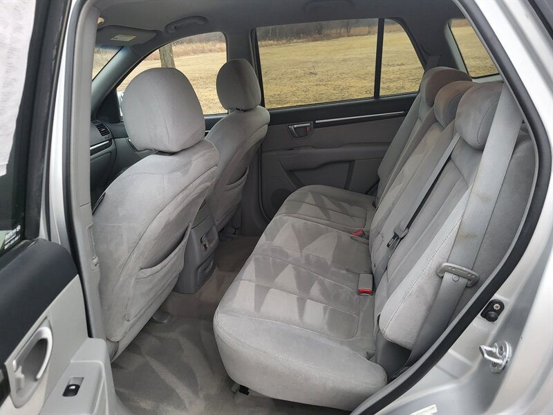 Used 2008 Hyundai Santa Fe SE FWD image 13