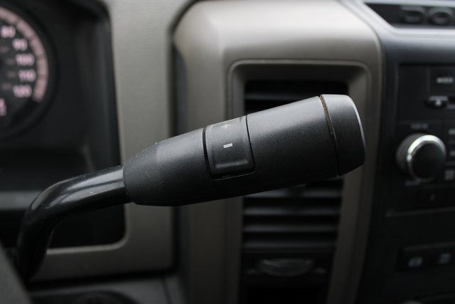 Used 2012 RAM 3500 ST w/ Chrome Appearance Group image 18