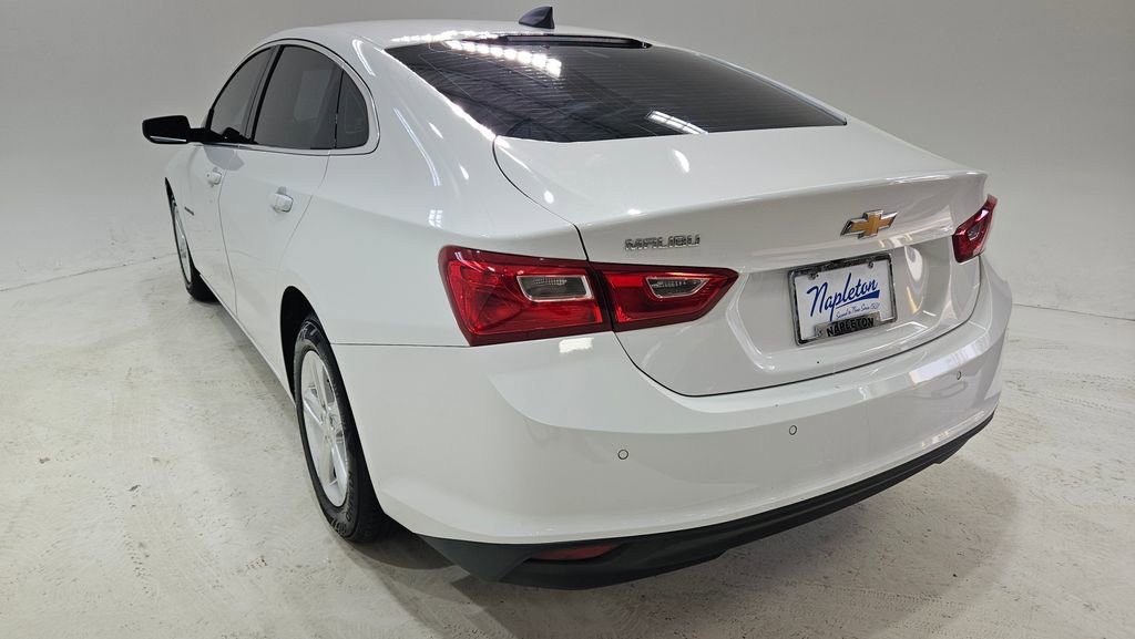 Used 2021 Chevrolet Malibu LS w/ Driver Confidence Package II image 4