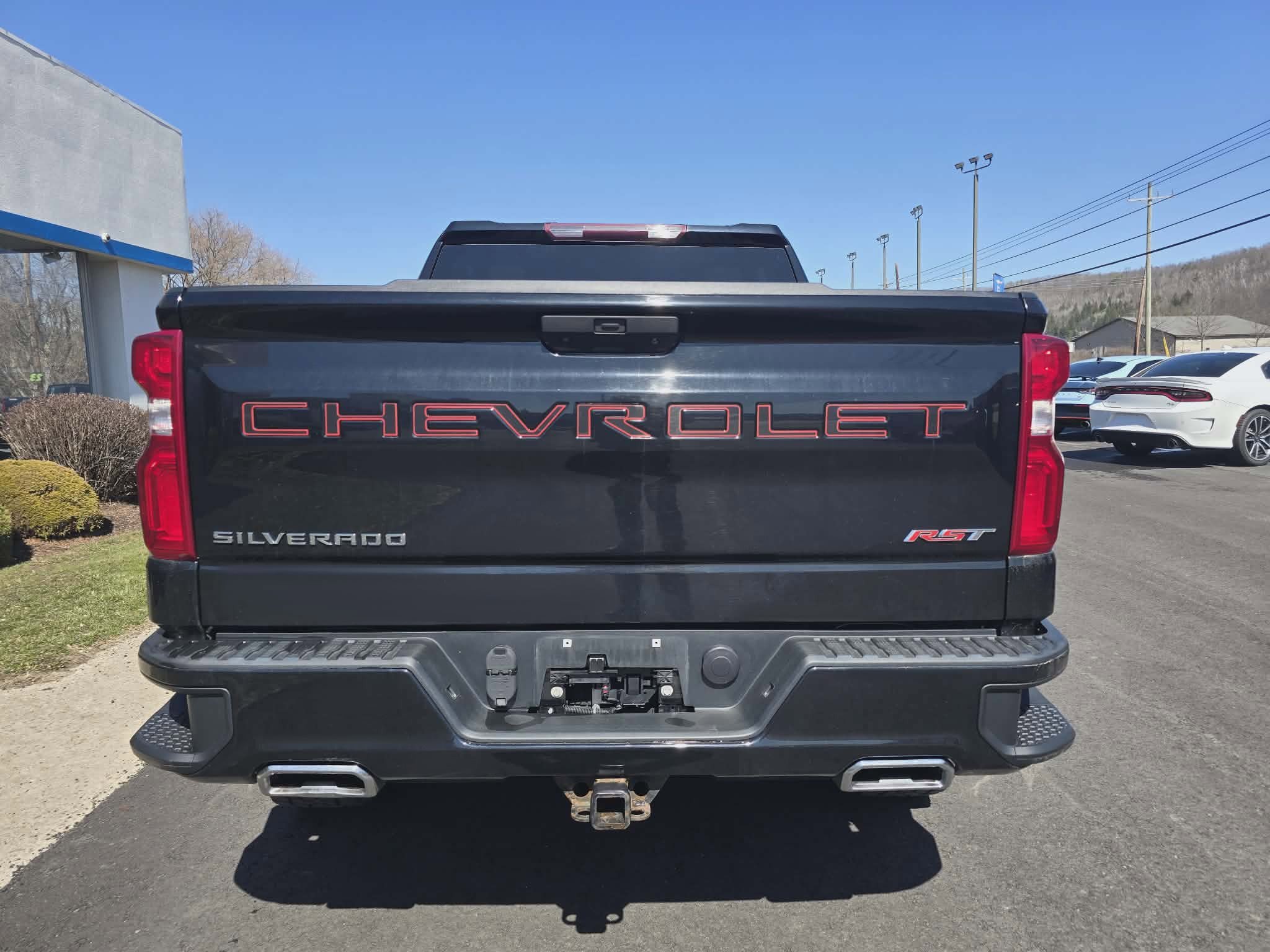 Used 2020 Chevrolet Silverado 1500 RST video 4