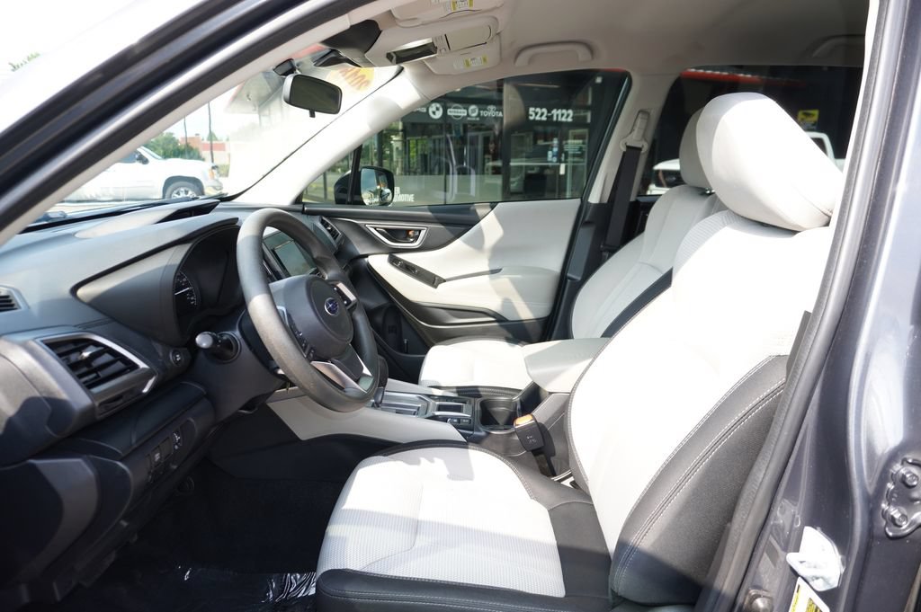 Used 2023 Subaru Forester AWD/4WD image 23