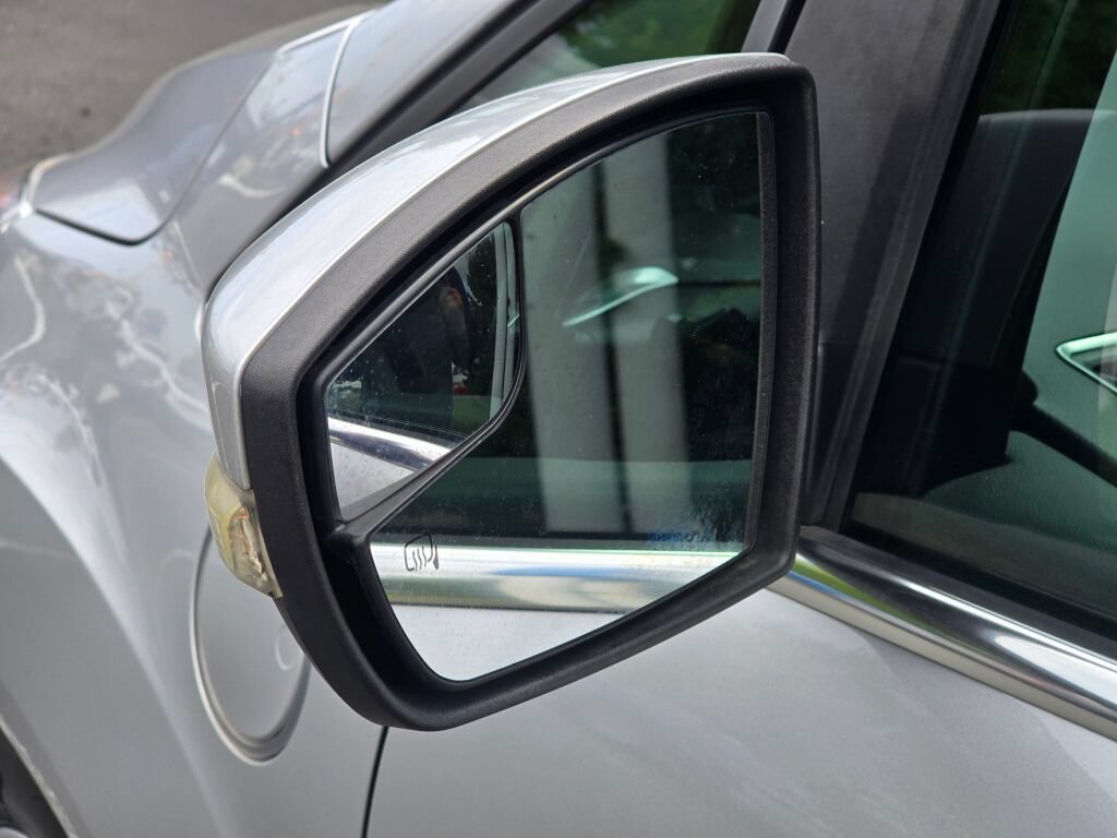 Used 2013 Ford C-MAX Energi SEL FWD image 11