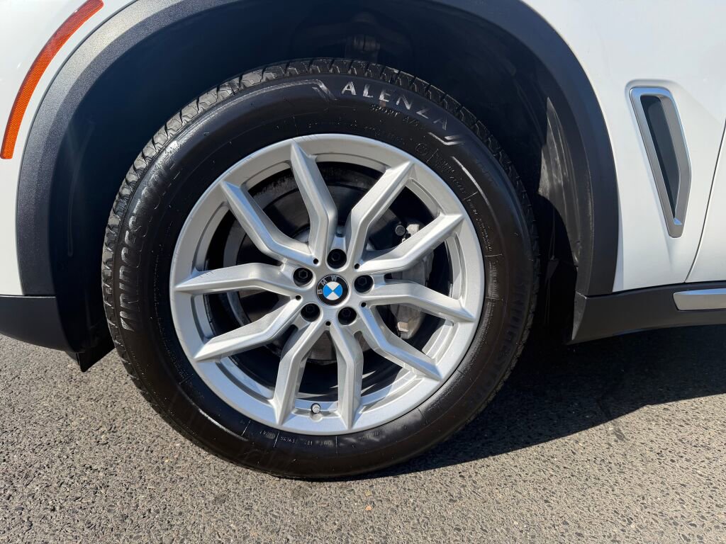Used 2020 BMW X5 sDrive40i w/ Premium Package RWD image 37