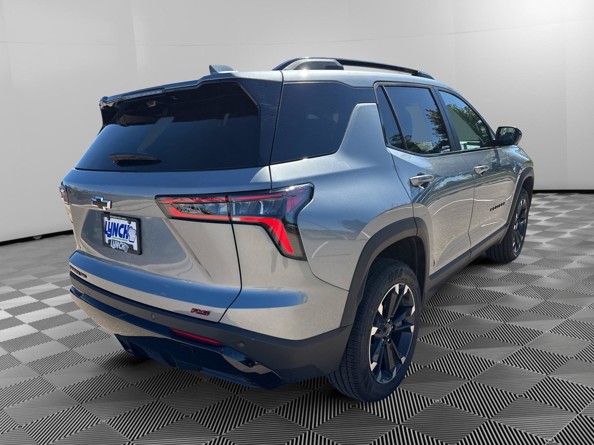 New 2027 Chevrolet Equinox RS w/ Safety and Technology Package AWD/4WD image 4
