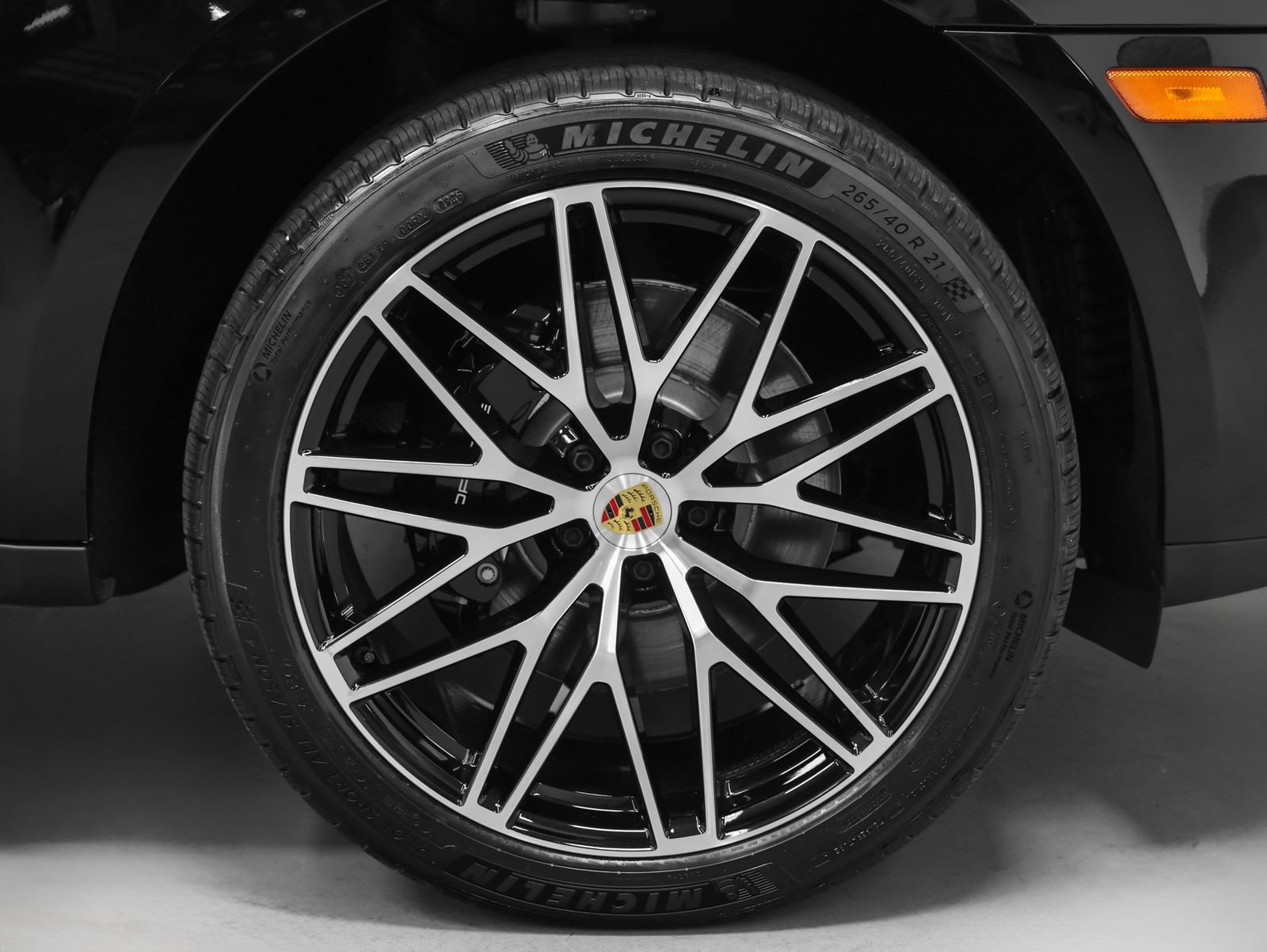 New 2026 Porsche Macan S AWD/4WD image 16