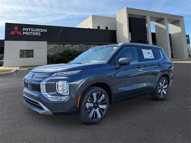 New 2025 Mitsubishi Outlander SEL image 1