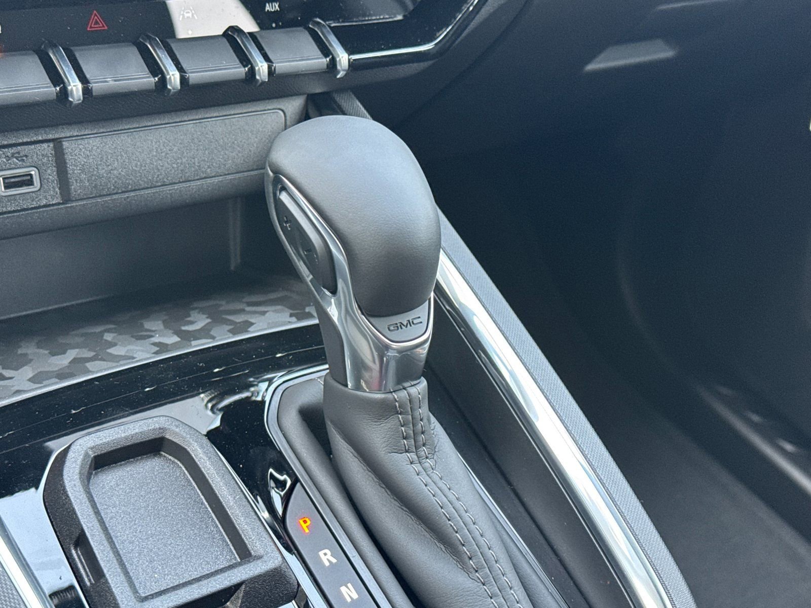 New 2026 GMC Canyon Elevation RWD image 23
