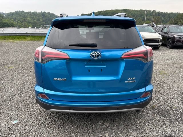 Used 2018 Toyota RAV4 XLE w/ Convenience Package AWD/4WD image 4