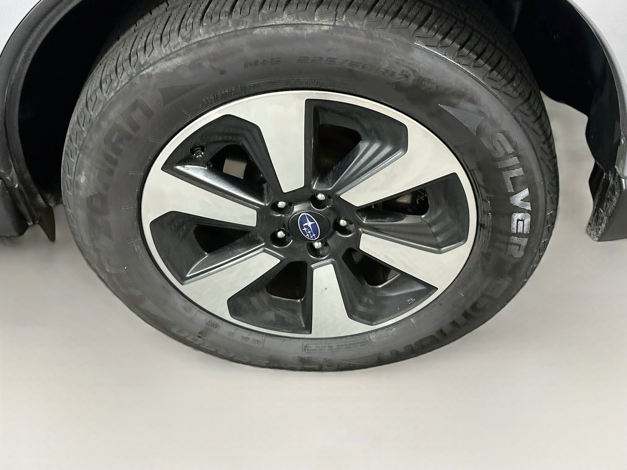 Used 2017 Subaru Forester 2.5i Premium AWD/4WD image 11