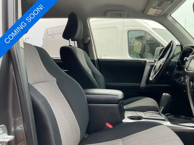 Used 2014 Toyota 4Runner SR5 RWD image 9