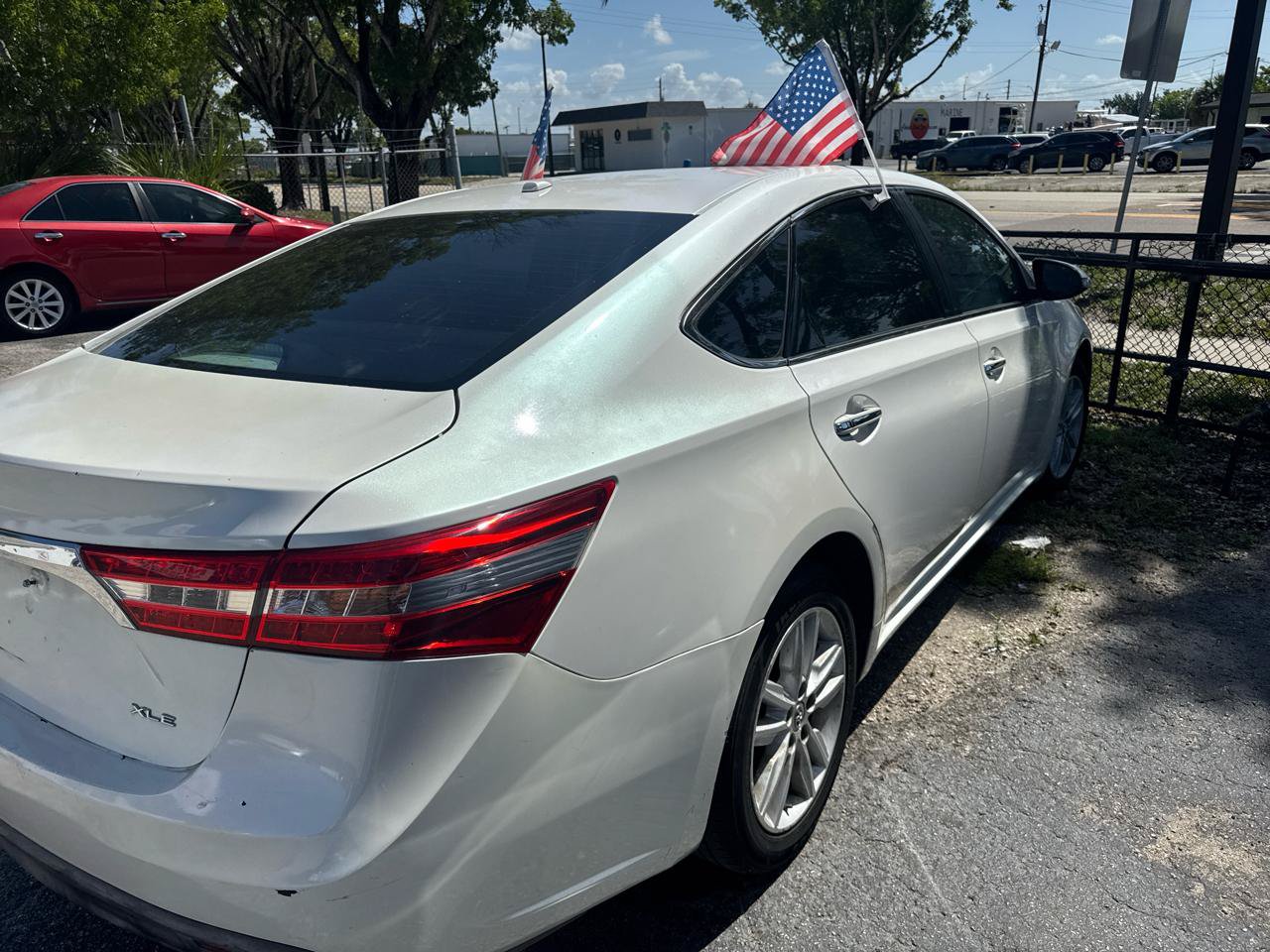 Used 2015 Toyota Avalon XLE FWD image 5