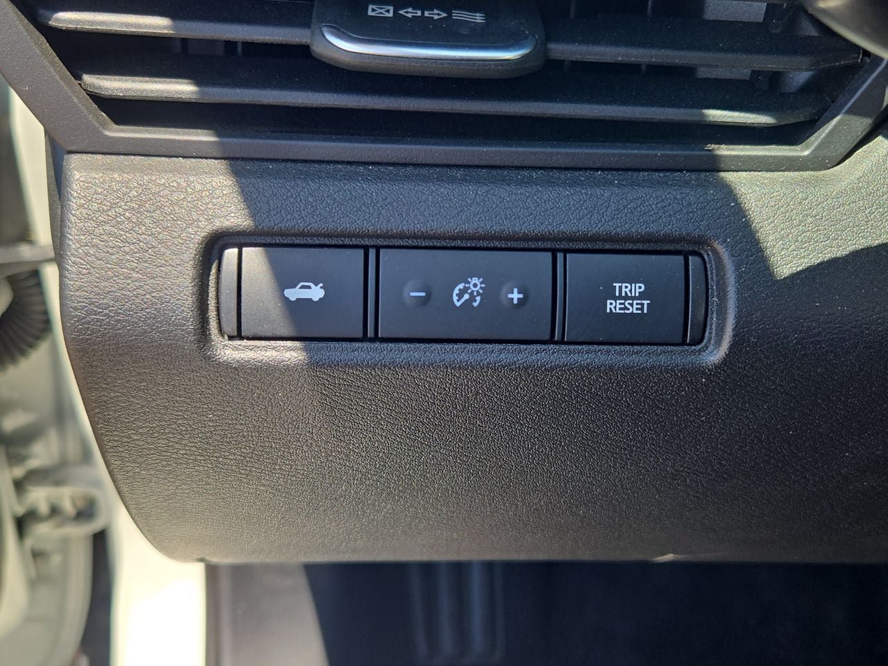 Certified 2025 Nissan Altima 2.5 SV FWD image 24