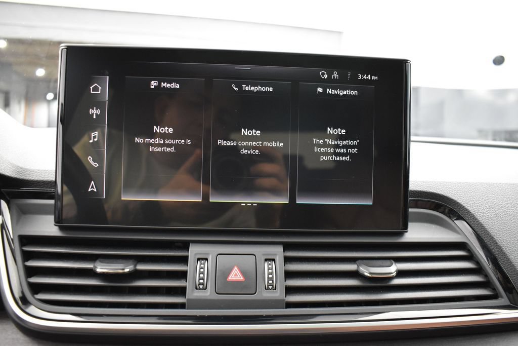 Used 2024 Audi Q5 2.0T Premium Plus AWD/4WD image 9