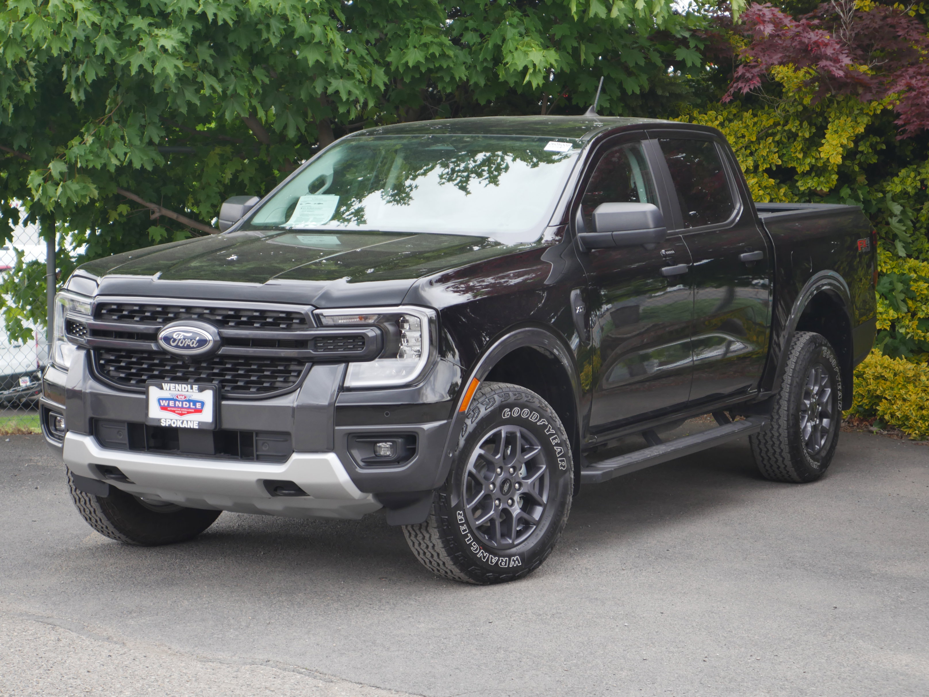 Used 2024 Ford Ranger XLT AWD/4WD image 2