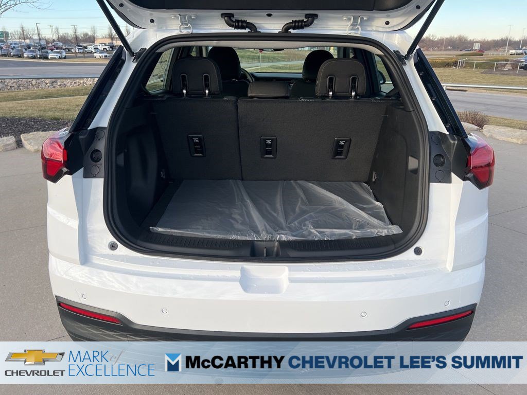 New 2027 Chevrolet Bolt LT w/ Comfort Package FWD image 37
