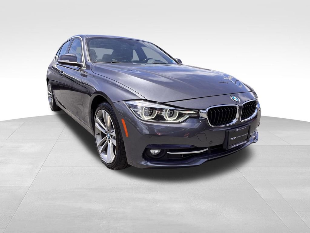 Used 2018 BMW 330i xDrive Sedan w/ Convenience Package