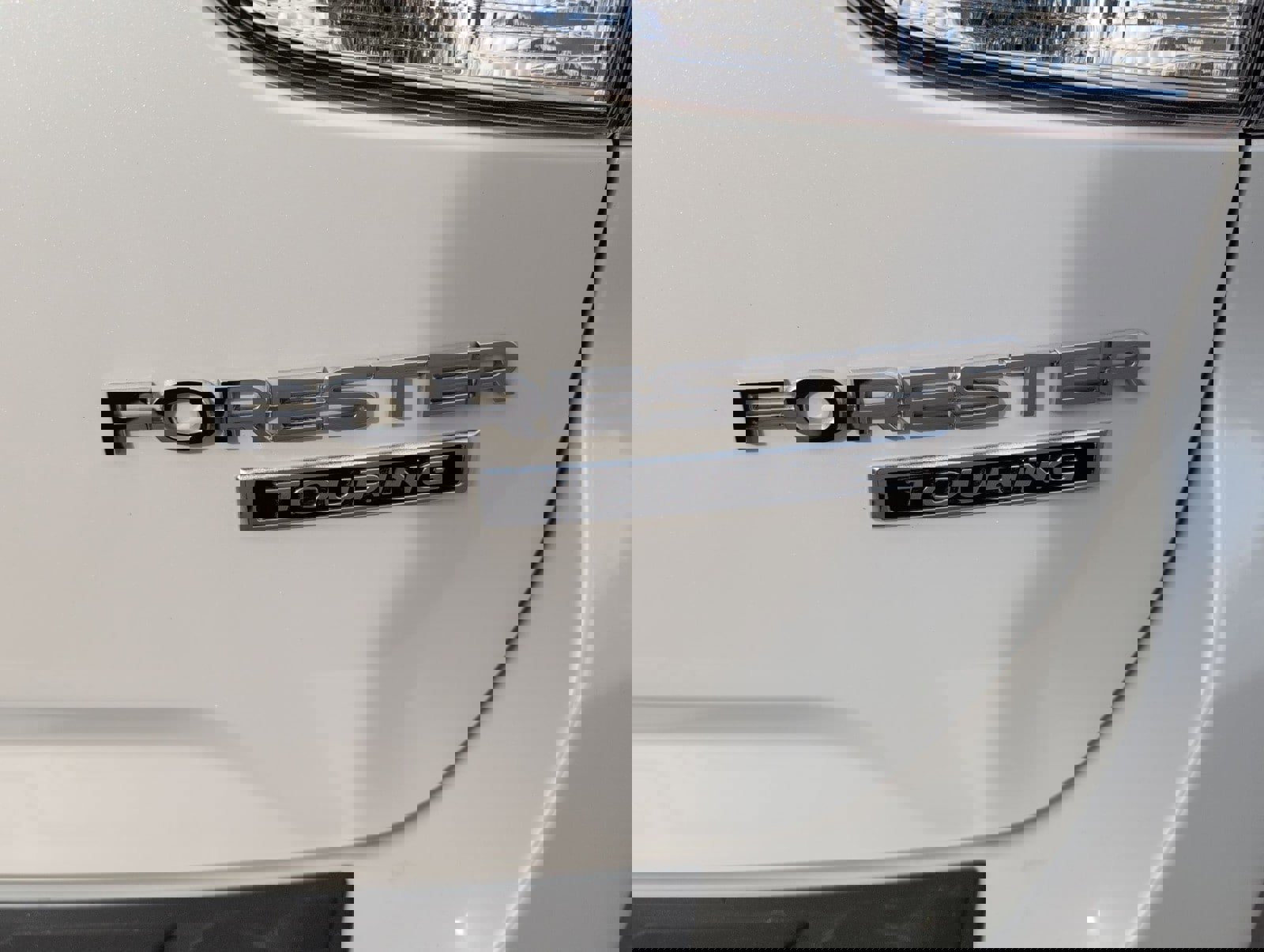 Used 2020 Subaru Forester Touring image 33