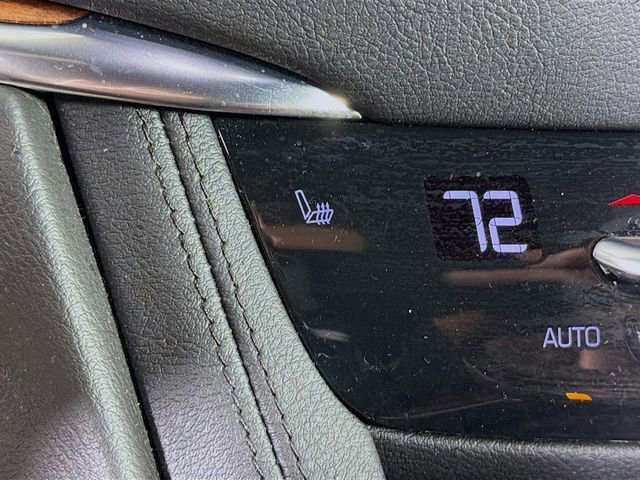 Used 2020 Cadillac XT5 Premium Luxury AWD/4WD image 24