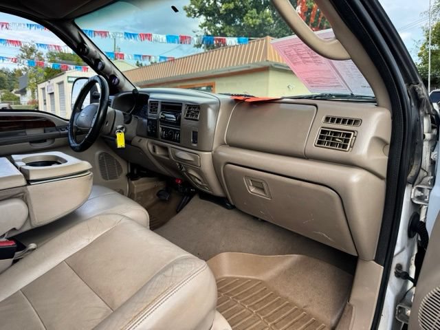 Used 2004 Ford F250 Lariat AWD/4WD image 14