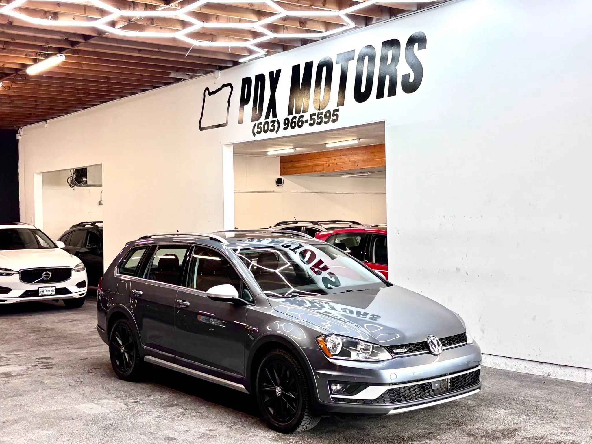 Used 2017 Volkswagen Golf Alltrack SE