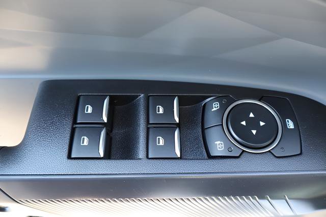 New 2026 Ford Maverick XL image 13