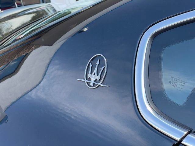 Used 2018 Maserati Quattroporte S Q4 AWD/4WD image 15