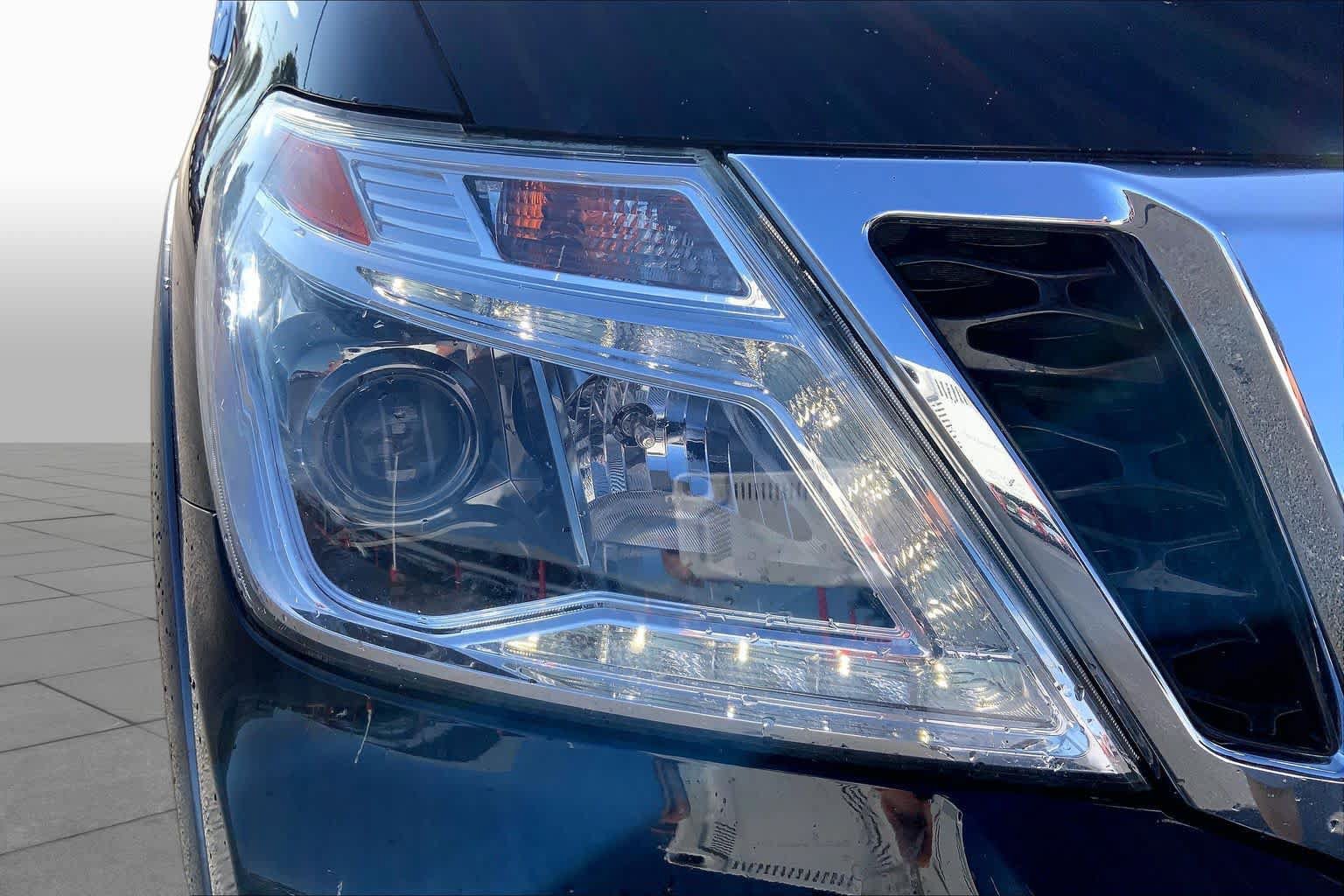 Used 2018 Nissan Armada SL w/ Premium Package RWD image 28