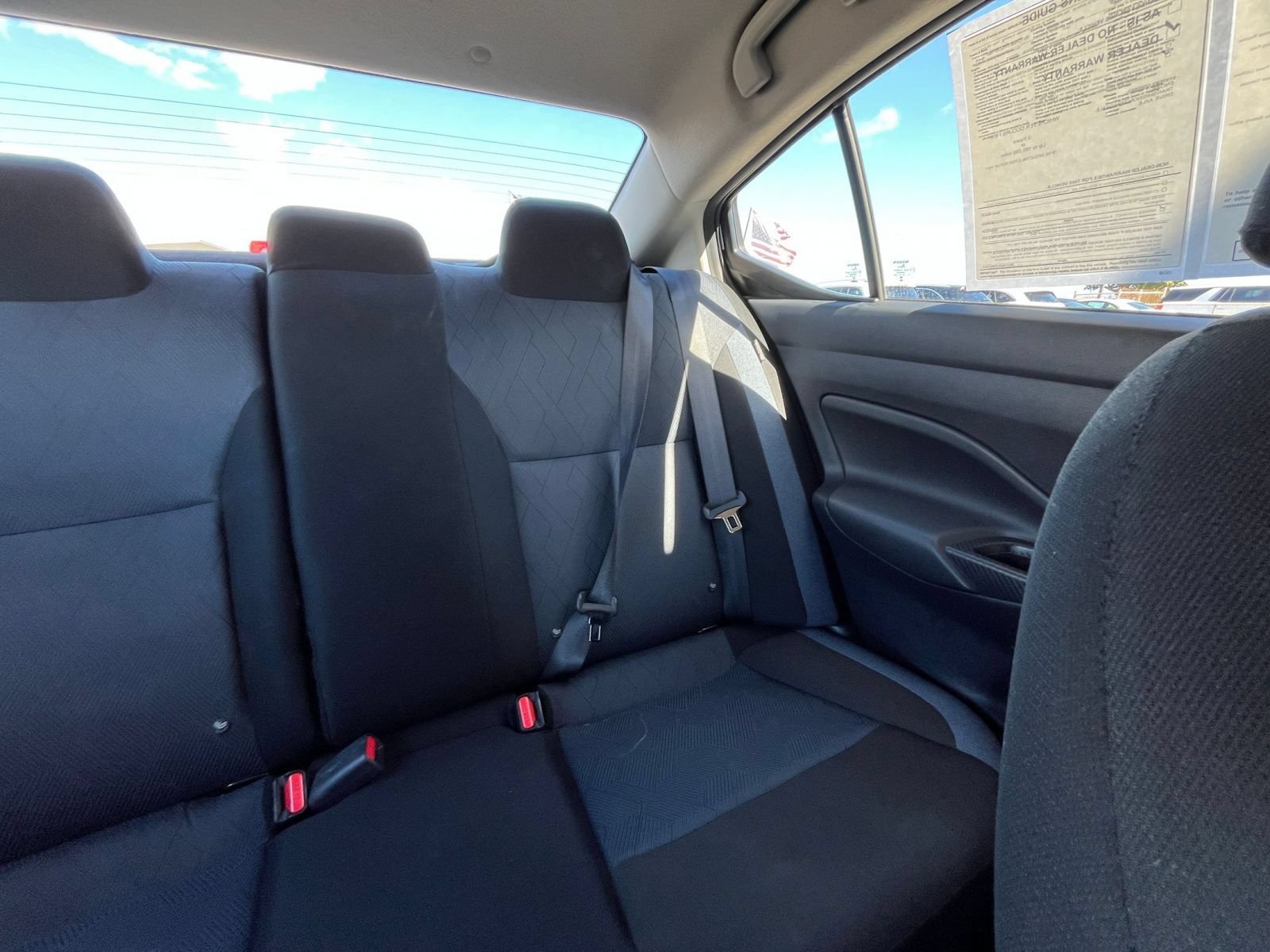 Used 2025 Nissan Versa SV FWD image 33