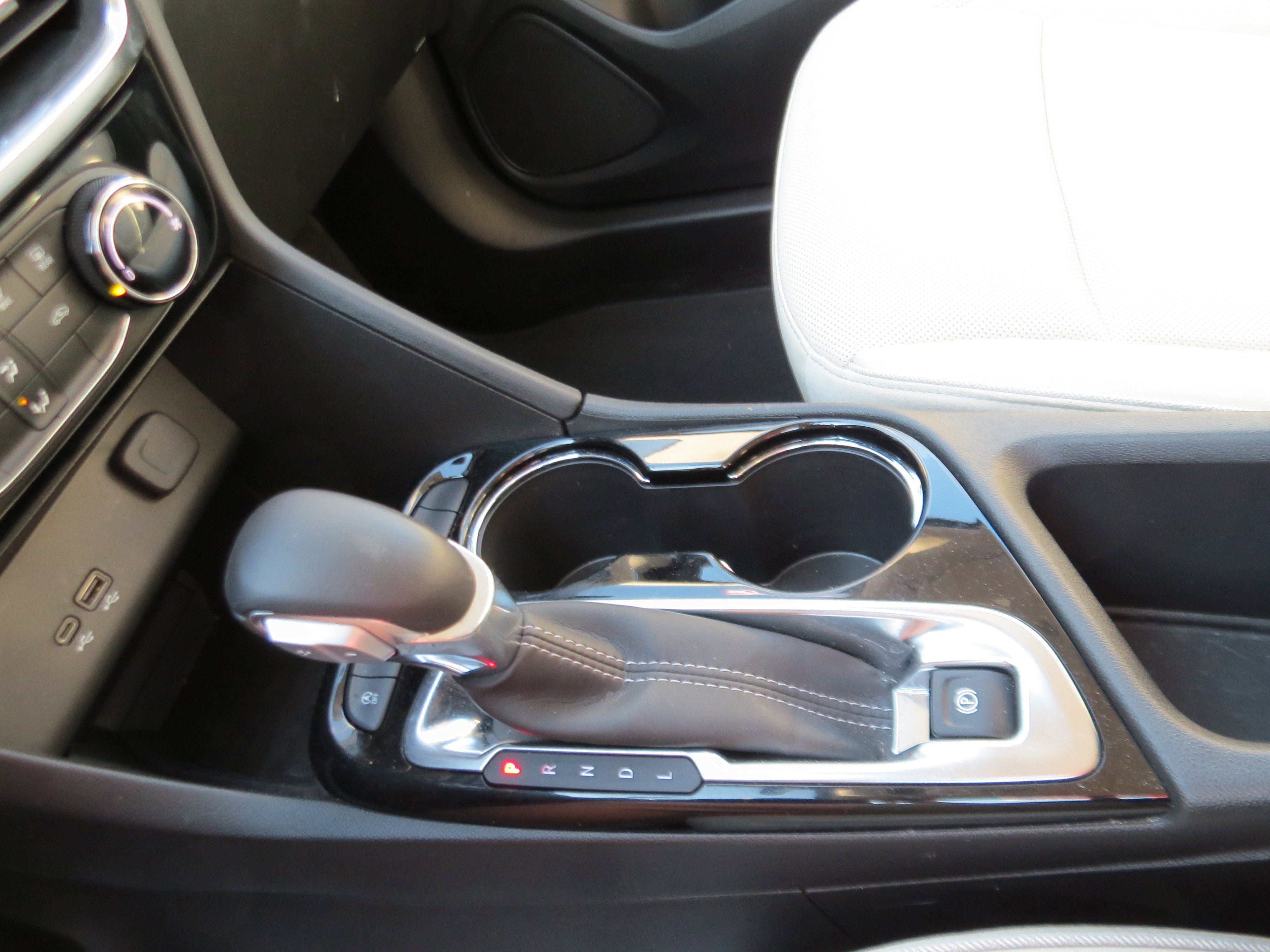 Used 2024 Buick Encore GX Sport Touring w/ Experience Buick Package FWD image 14