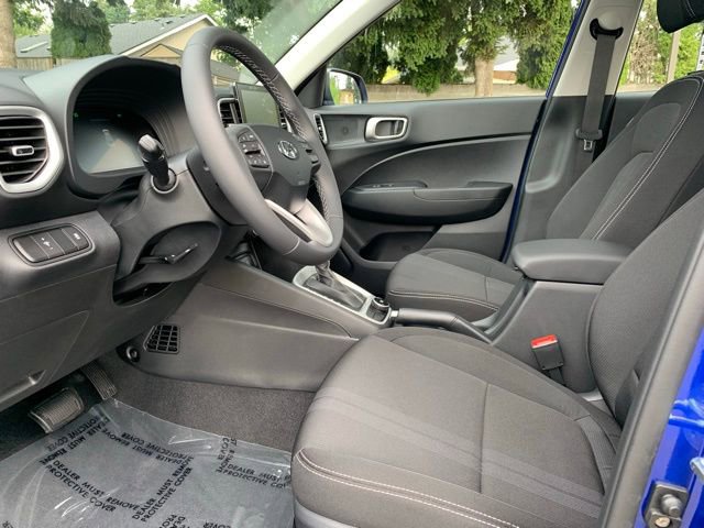 New 2025 Hyundai Venue SEL image 12